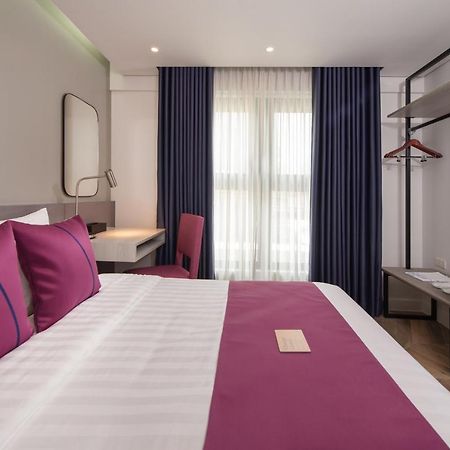 The Belamy House Managed By Hii Hotel Makati City Buitenkant foto